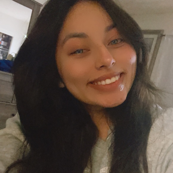 Meet your Posher, Marisa - Picture 1 of 1